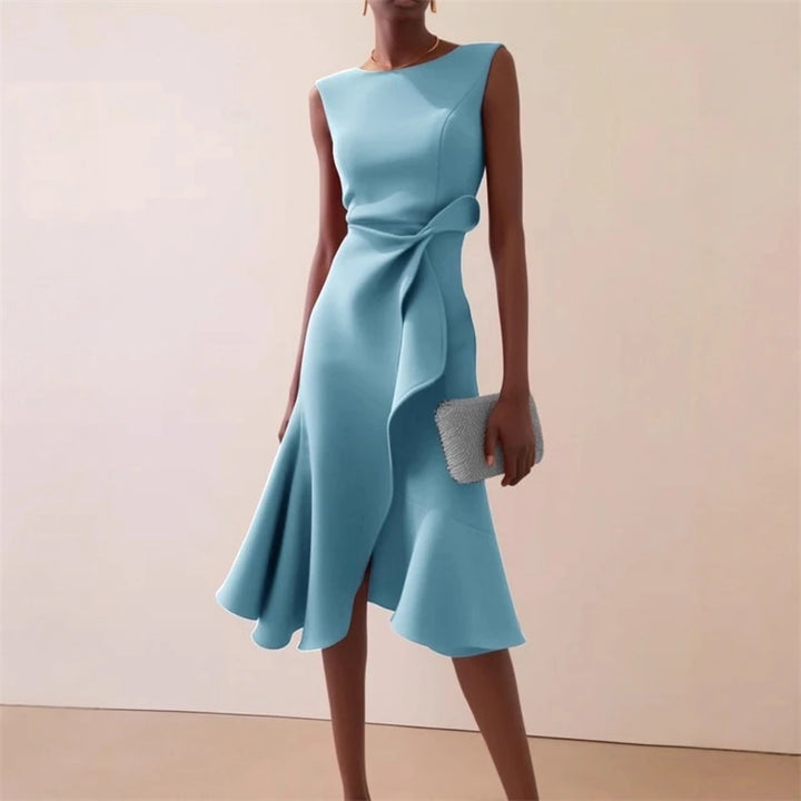 Sleeveless Solid Color Round Neck Slim Fit Midi Dress