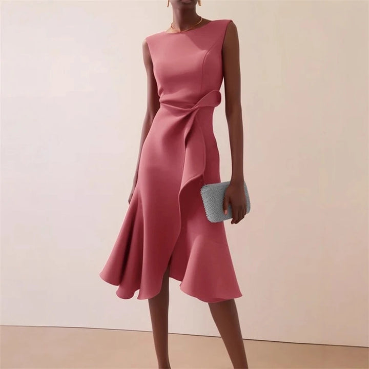 Sleeveless Solid Color Round Neck Slim Fit Midi Dress